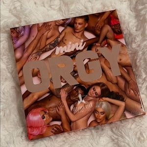 Jeffree Star Mini Palette